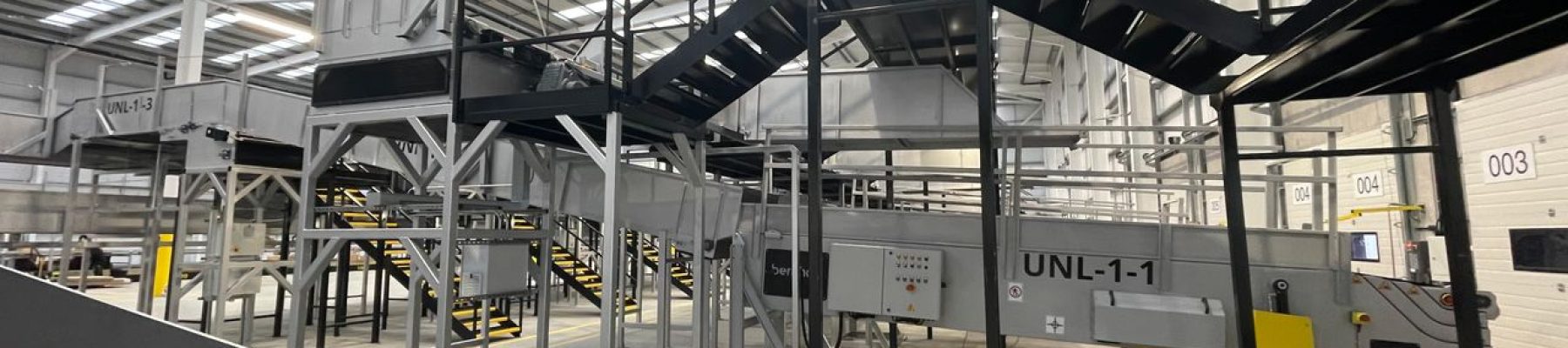 parcel-logistics-centre-conveyor-system-1